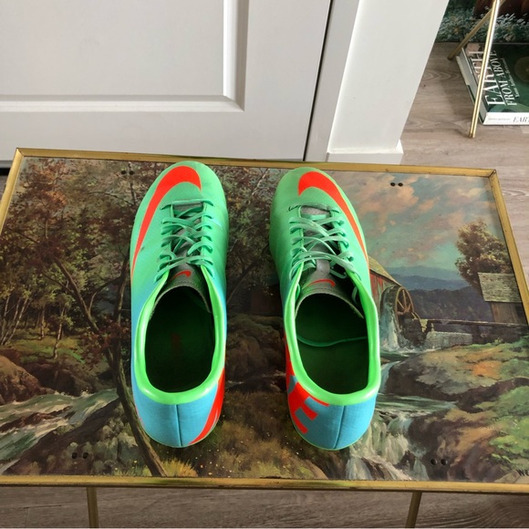 Nike mercurial victory iv green Outdoor Soccer Cleats - Picture 6 of 7
